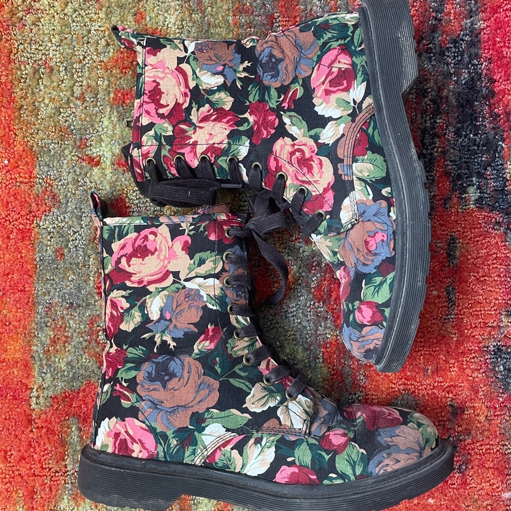 Mossimo Supply Co Black and Red Combat Moto Boots